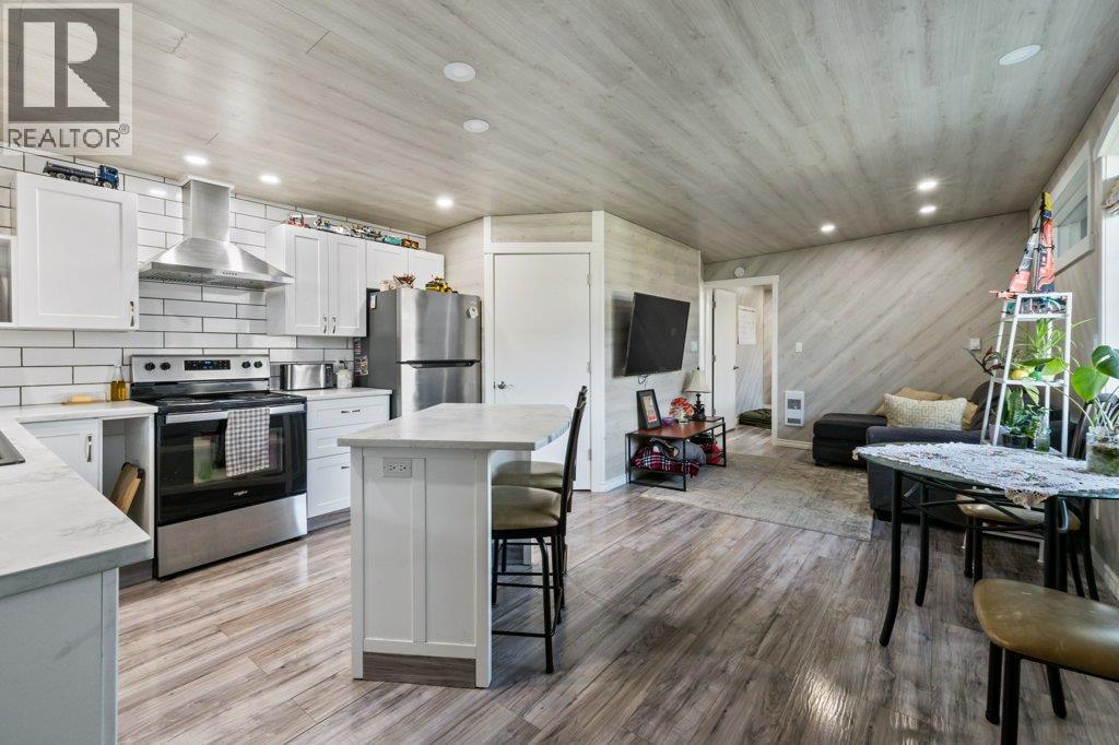 2245 Bennett Road, Kelowna, British Columbia  V1V 2N3 - Photo 47 - 10382477