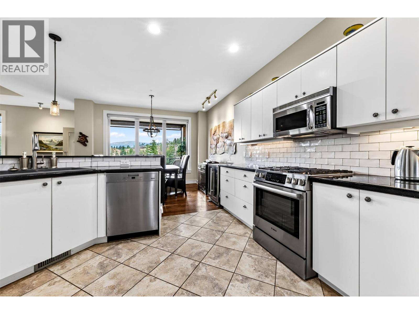 101 Falcon Point Way Unit# 4, Vernon, British Columbia  V1H 1V4 - Photo 33 - 10383039