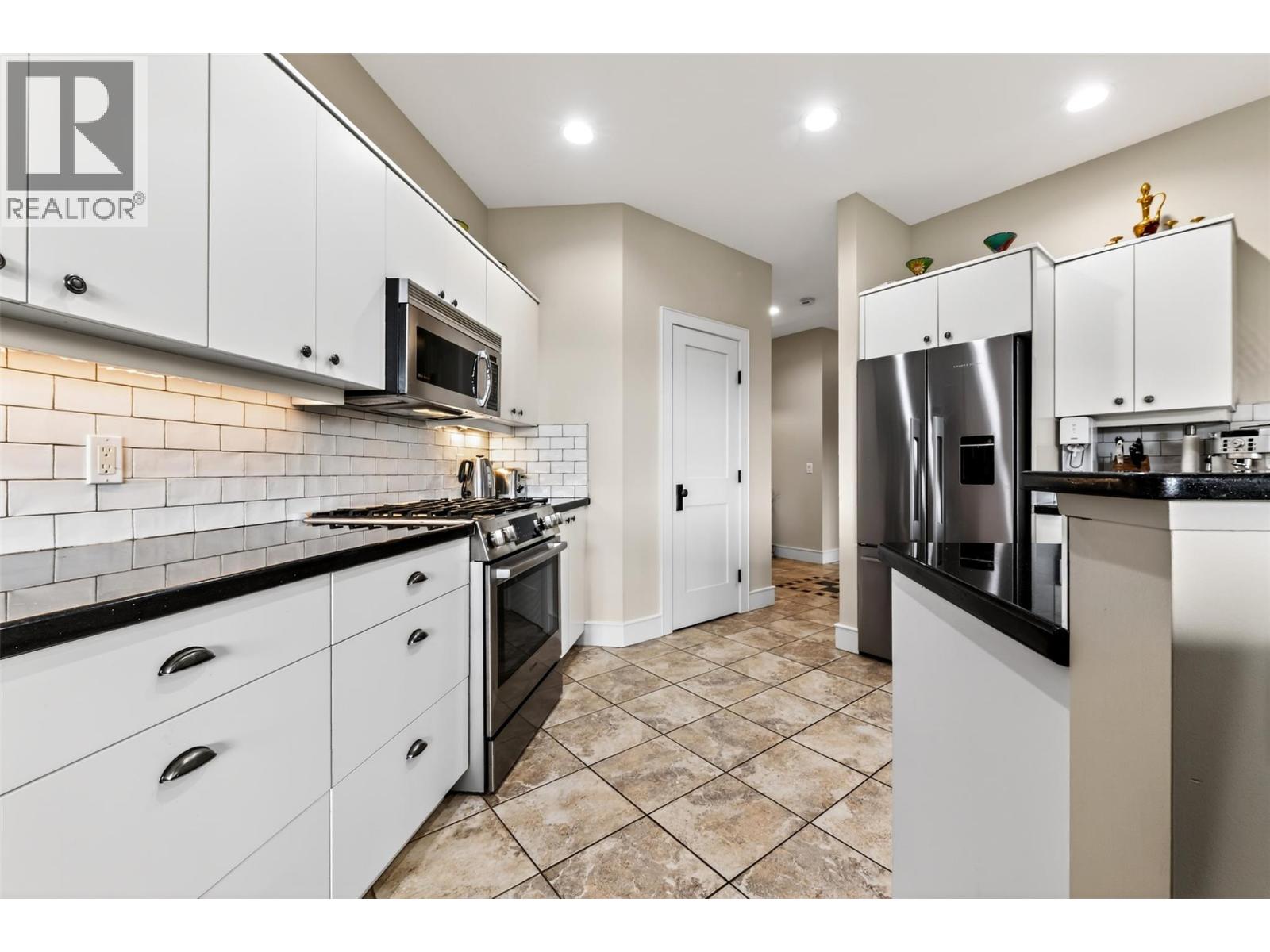 101 Falcon Point Way Unit# 4, Vernon, British Columbia  V1H 1V4 - Photo 34 - 10383039