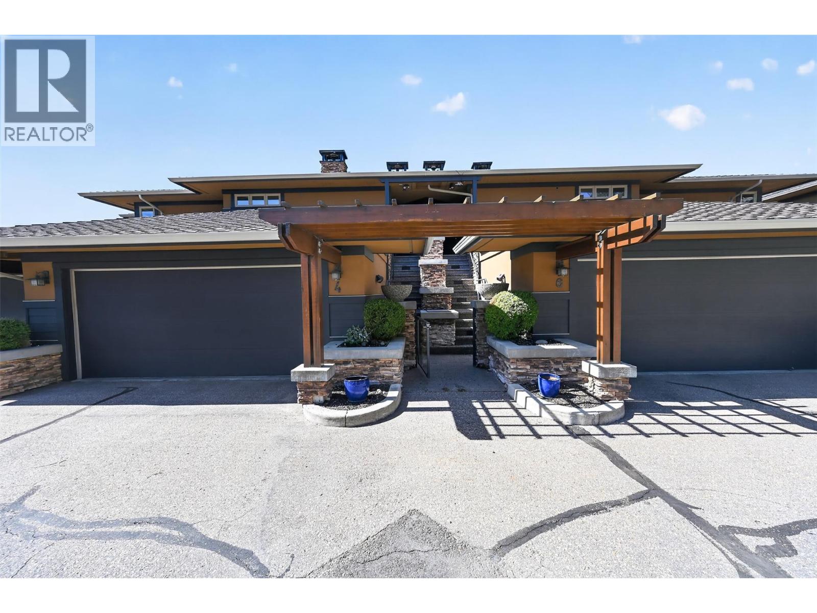 101 Falcon Point Way Unit# 4, Vernon, British Columbia  V1H 1V4 - Photo 5 - 10383039