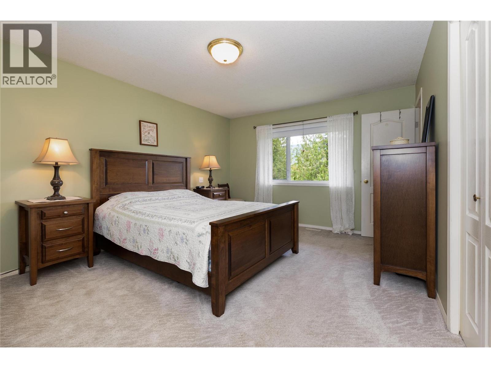 2240 97b Highway Se, Salmon Arm, British Columbia  V1E 1X6 - Photo 11 - 10383198