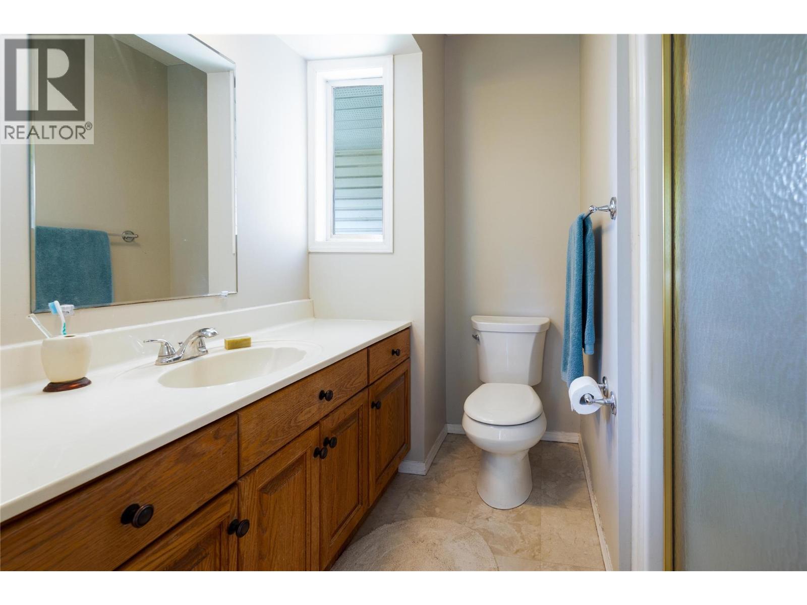 2240 97b Highway Se, Salmon Arm, British Columbia  V1E 1X6 - Photo 13 - 10383198