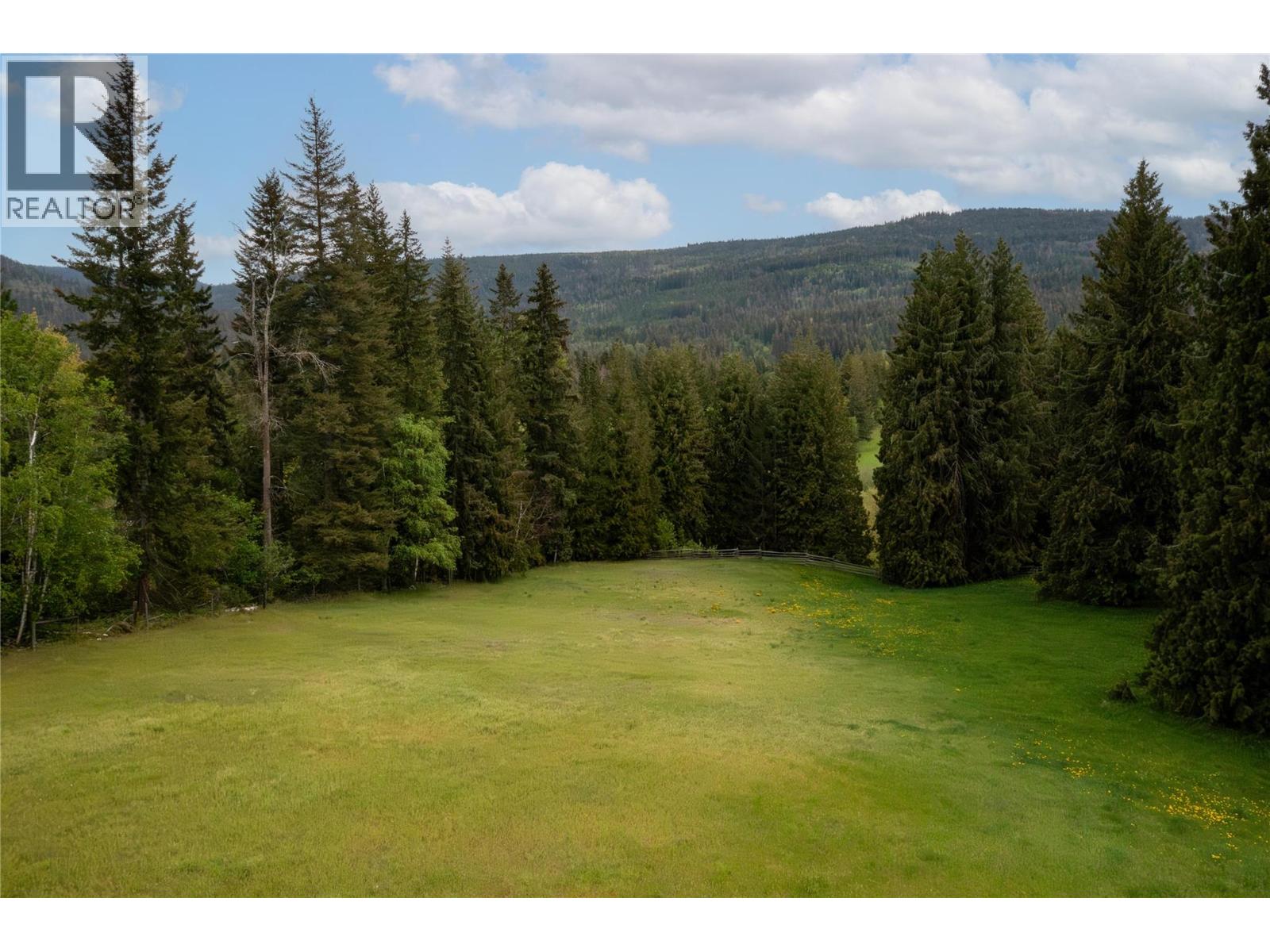 2240 97b Highway Se, Salmon Arm, British Columbia  V1E 1X6 - Photo 40 - 10383198