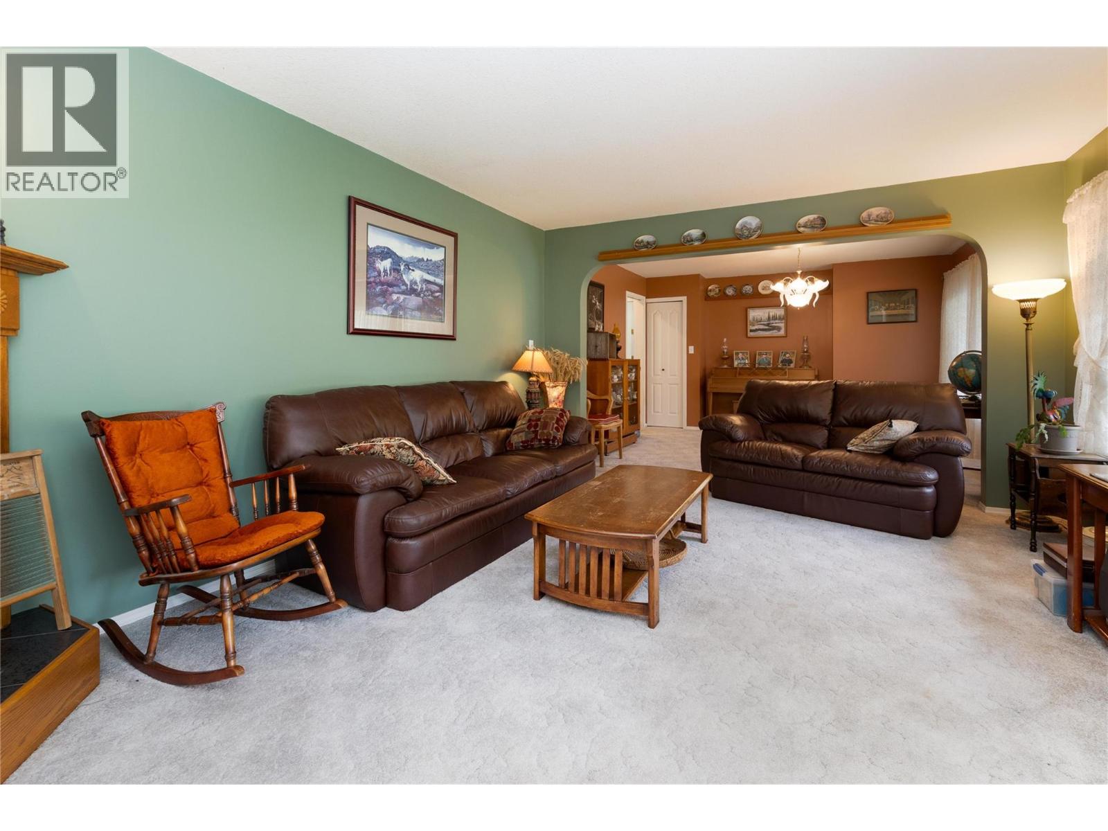 2240 97b Highway Se, Salmon Arm, British Columbia  V1E 1X6 - Photo 10 - 10383088