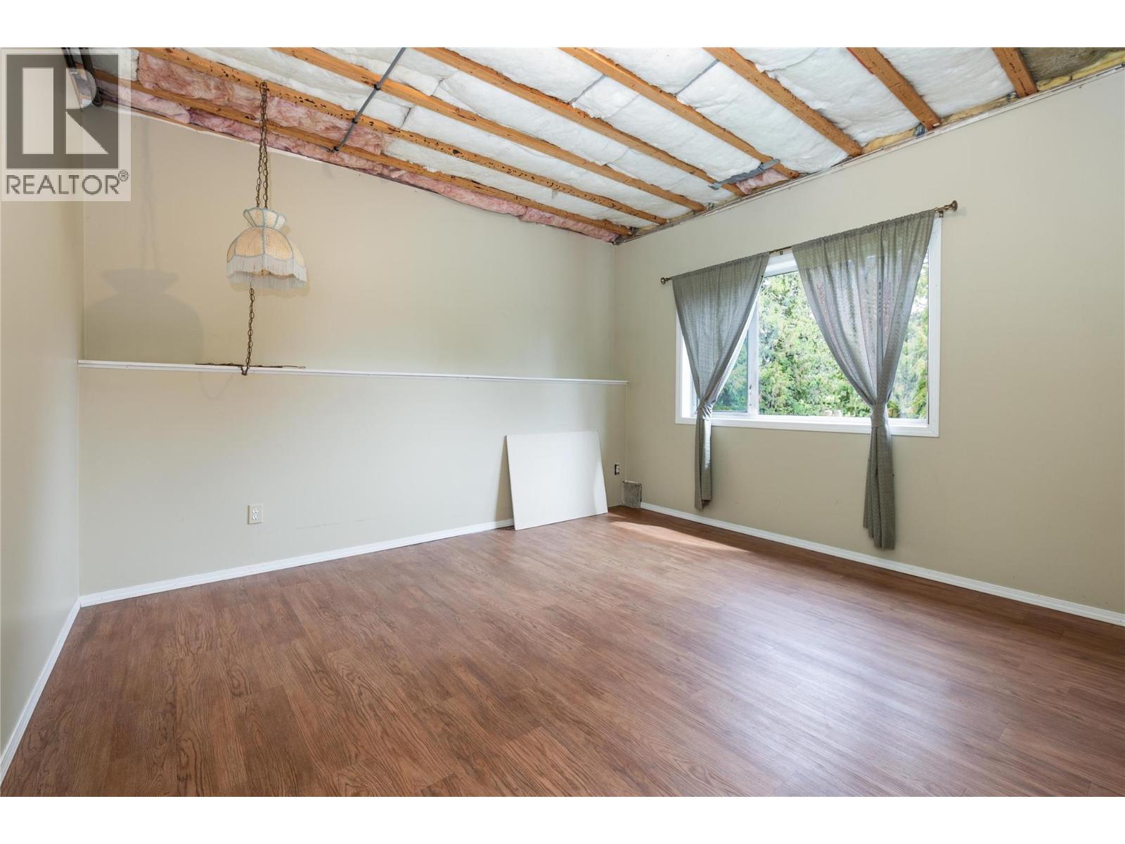 2240 97b Highway Se, Salmon Arm, British Columbia  V1E 1X6 - Photo 24 - 10383088