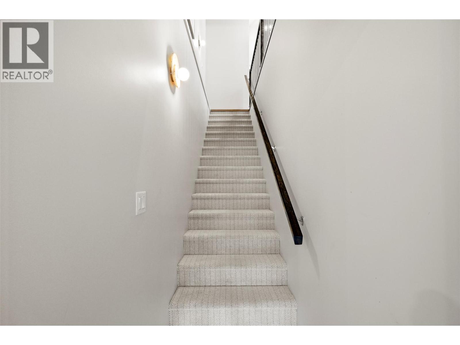 260 Rue Cheval Noir Estates Unit# 2, Kamloops, British Columbia  V1S 0B3 - Photo 32 - 10382957