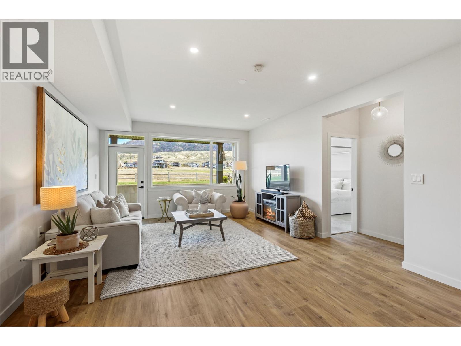 260 Rue Cheval Noir Estates Unit# 2, Kamloops, British Columbia  V1S 0B3 - Photo 33 - 10382957