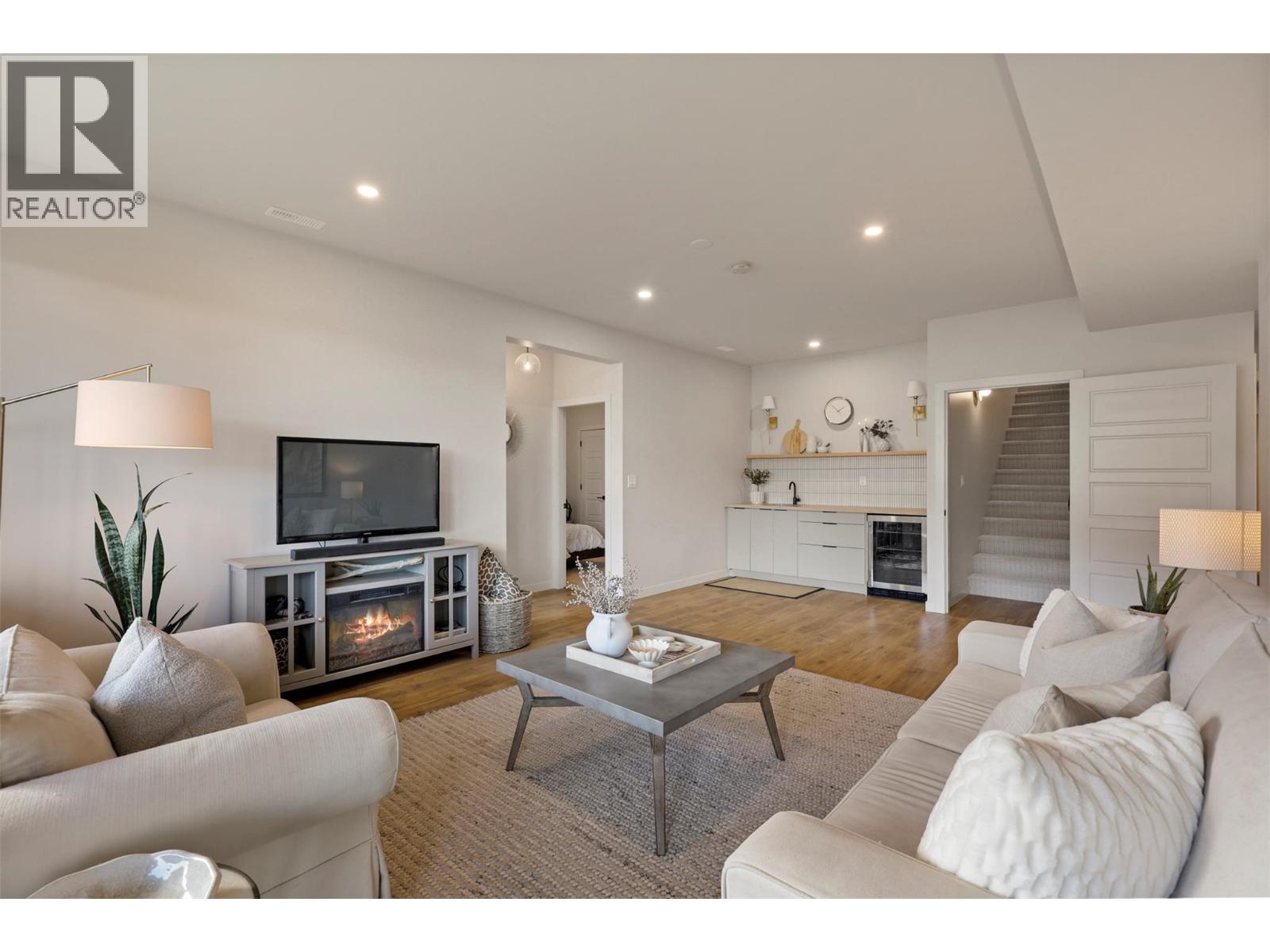 260 Rue Cheval Noir Estates Unit# 2, Kamloops, British Columbia  V1S 0B3 - Photo 36 - 10382957