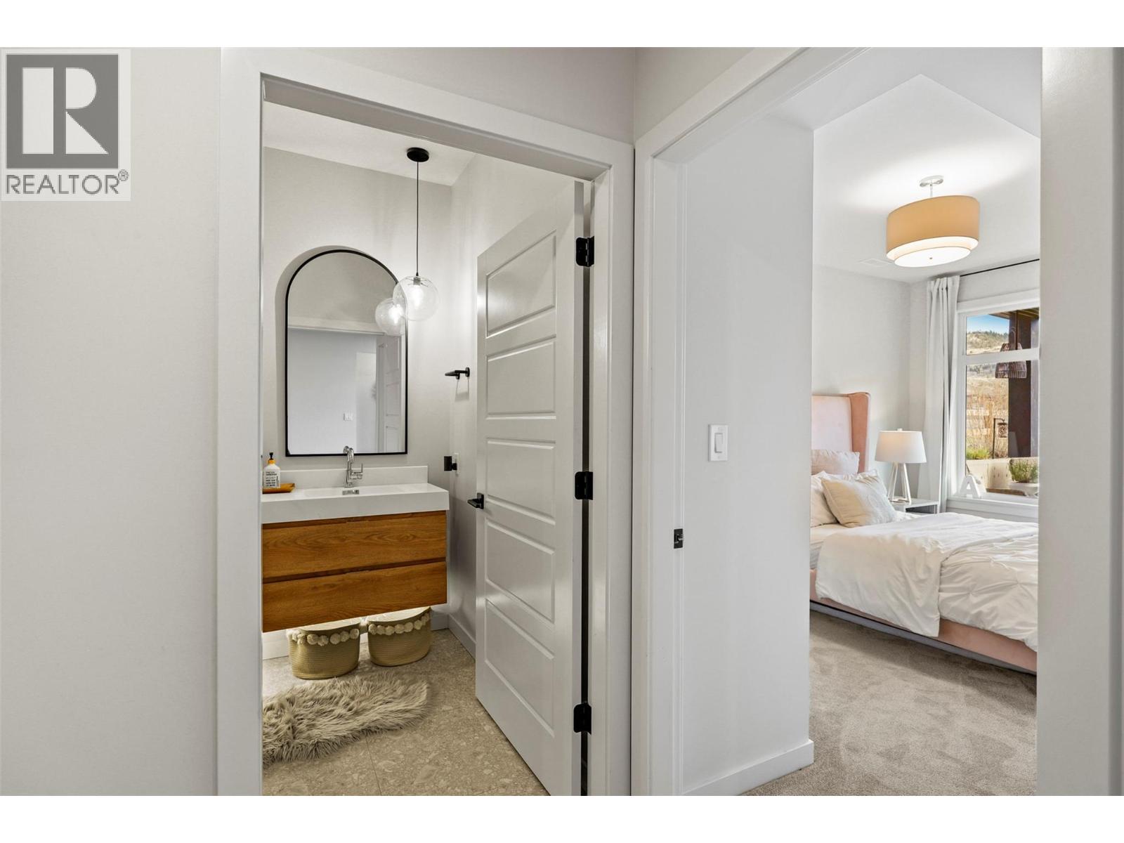 260 Rue Cheval Noir Estates Unit# 2, Kamloops, British Columbia  V1S 0B3 - Photo 44 - 10382957