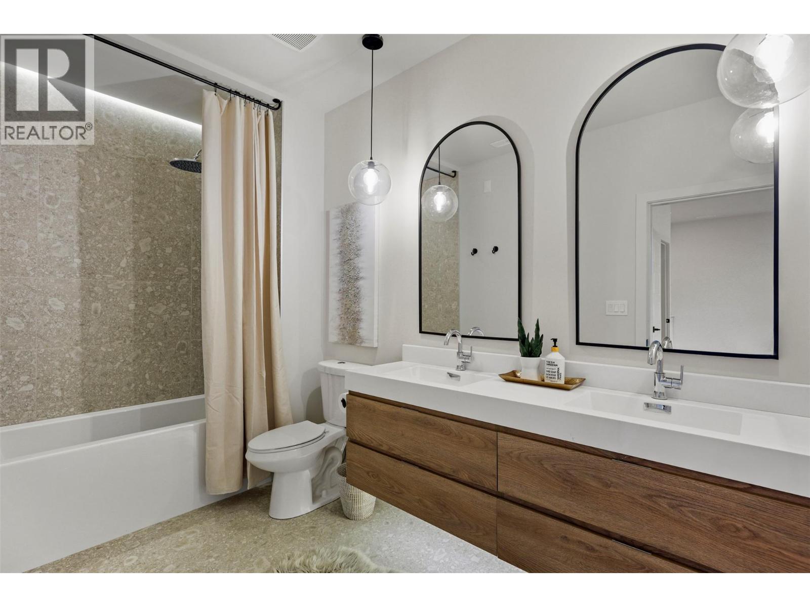 260 Rue Cheval Noir Estates Unit# 2, Kamloops, British Columbia  V1S 0B3 - Photo 47 - 10382957