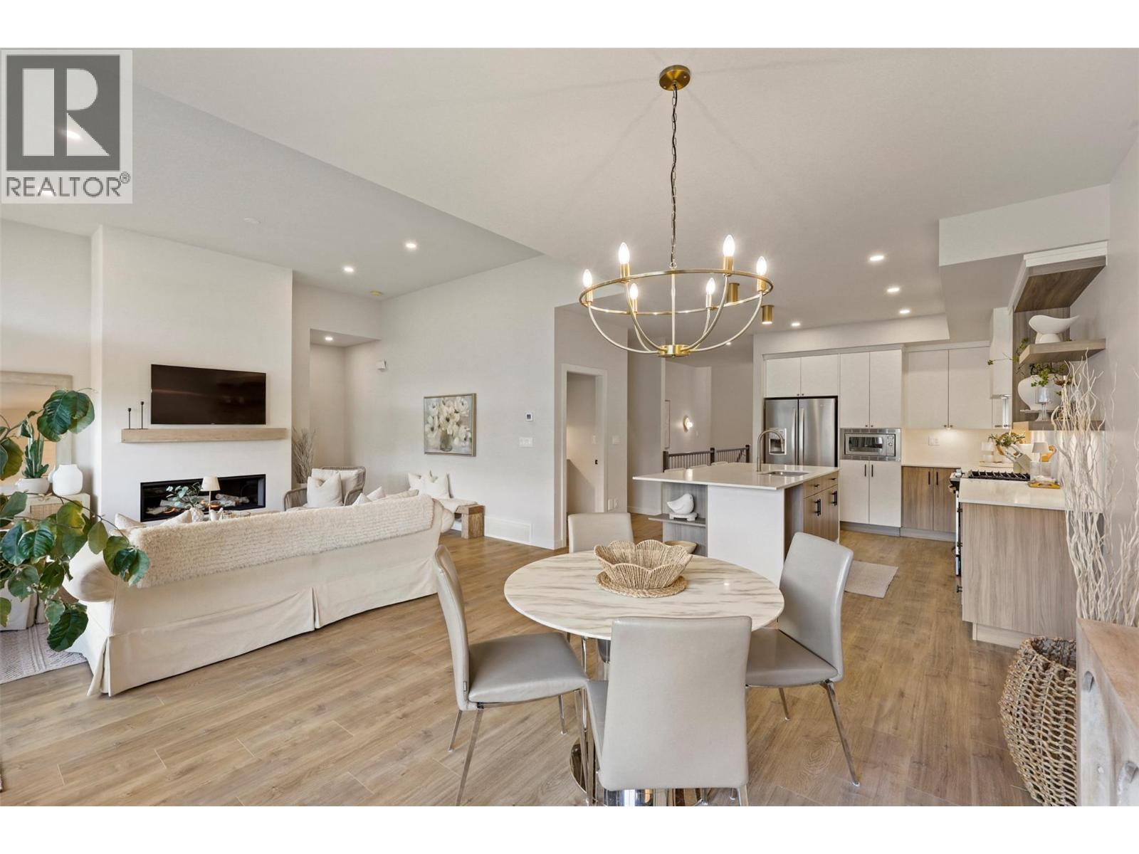 260 Rue Cheval Noir Estates Unit# 2, Kamloops, British Columbia  V1S 0B3 - Photo 5 - 10382957