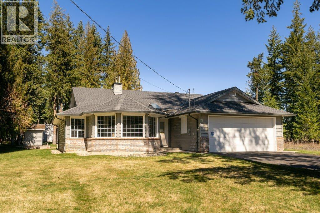 3789 Zinck Road, Scotch Creek, British Columbia  V0E 1M5 - Photo 2 - 10383098