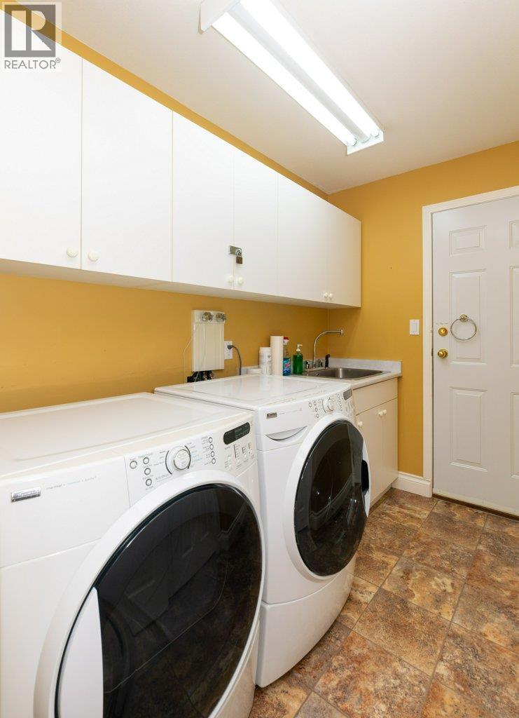 3789 Zinck Road, Scotch Creek, British Columbia  V0E 1M5 - Photo 37 - 10383098