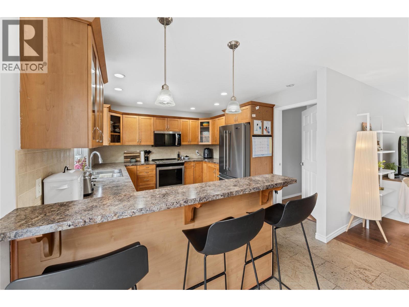 1233 Turri Avenue, Kelowna, British Columbia  V1Y 8N7 - Photo 9 - 10382933