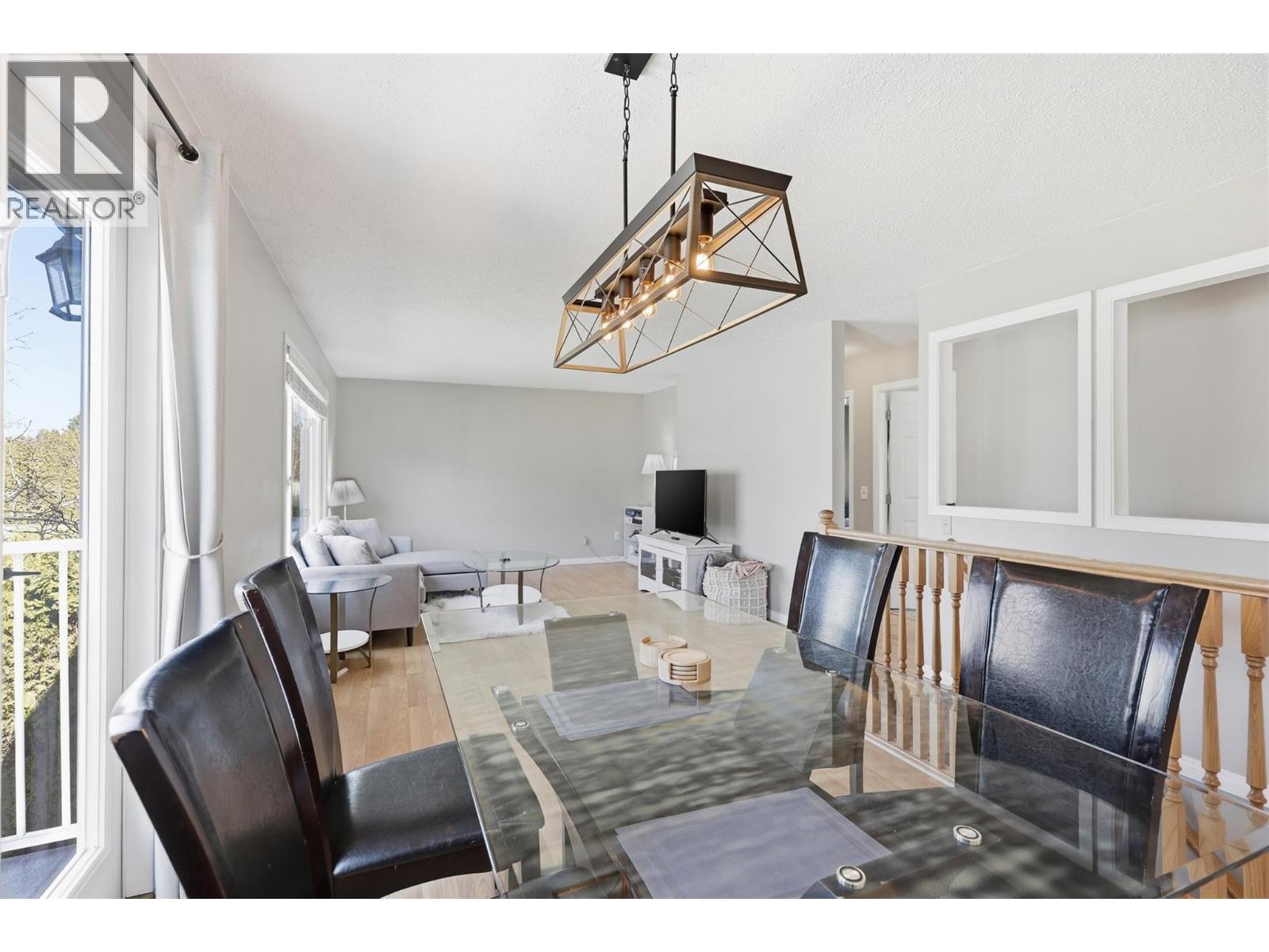 420 Sentinel Court, Kamloops, British Columbia  V2E 2G6 - Photo 12 - 10383135