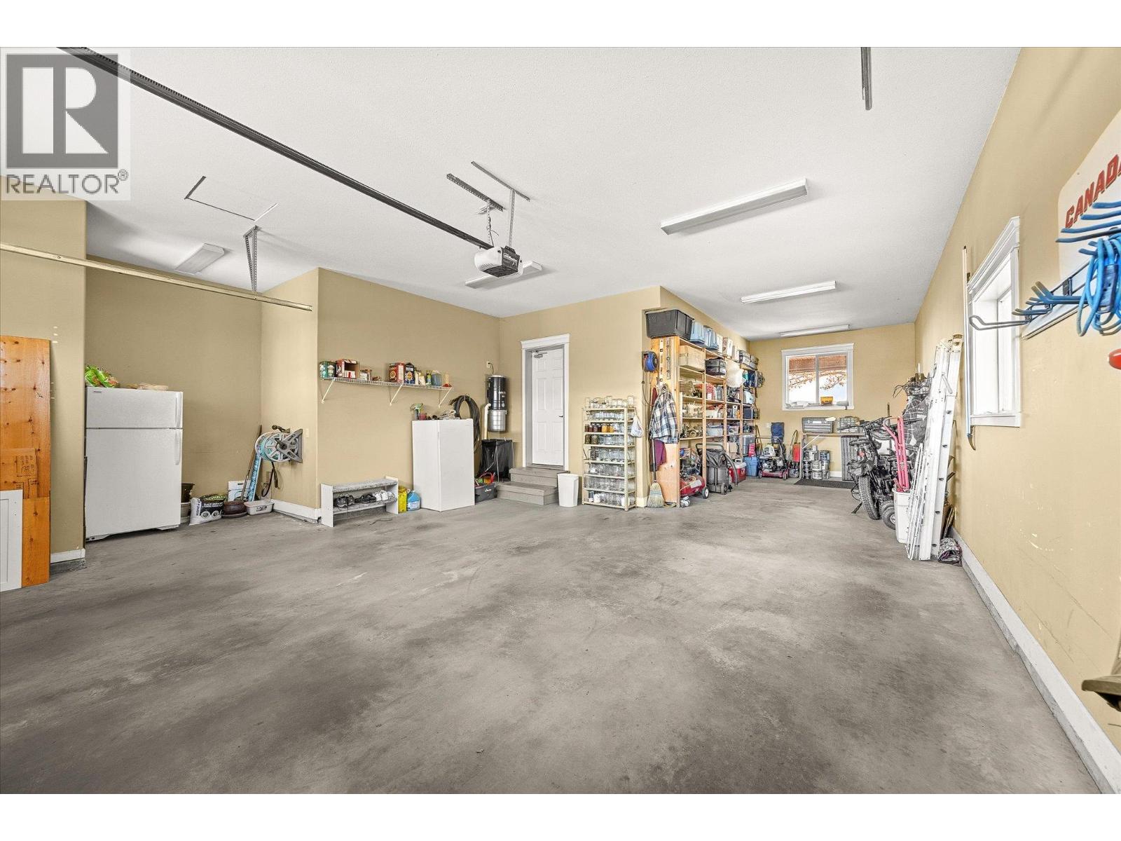 1018 Hume Avenue, Kelowna, British Columbia  V1P 1P2 - Photo 38 - 10381302