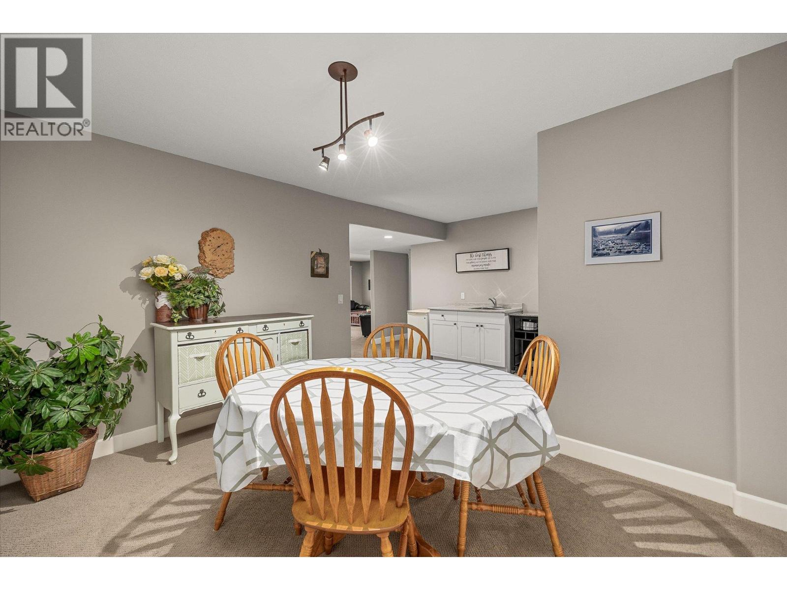 1018 Hume Avenue, Kelowna, British Columbia  V1P 1P2 - Photo 43 - 10381302