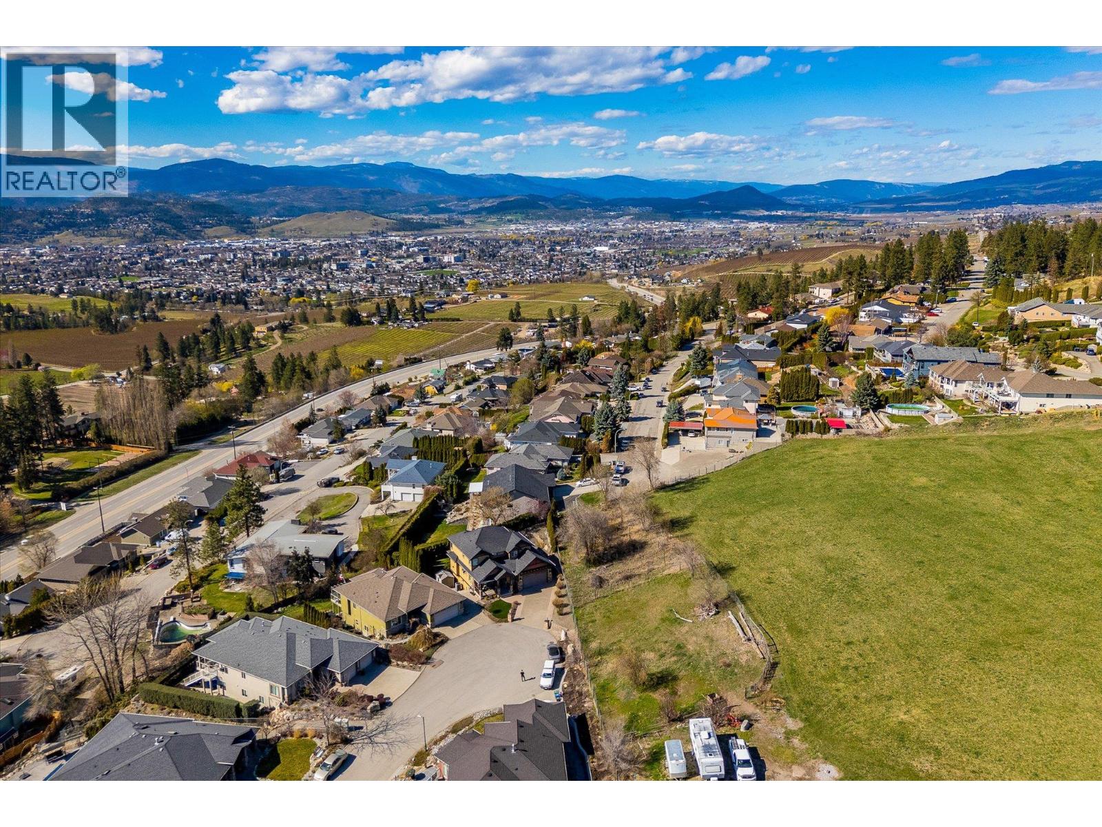 1018 Hume Avenue, Kelowna, British Columbia  V1P 1P2 - Photo 75 - 10381302