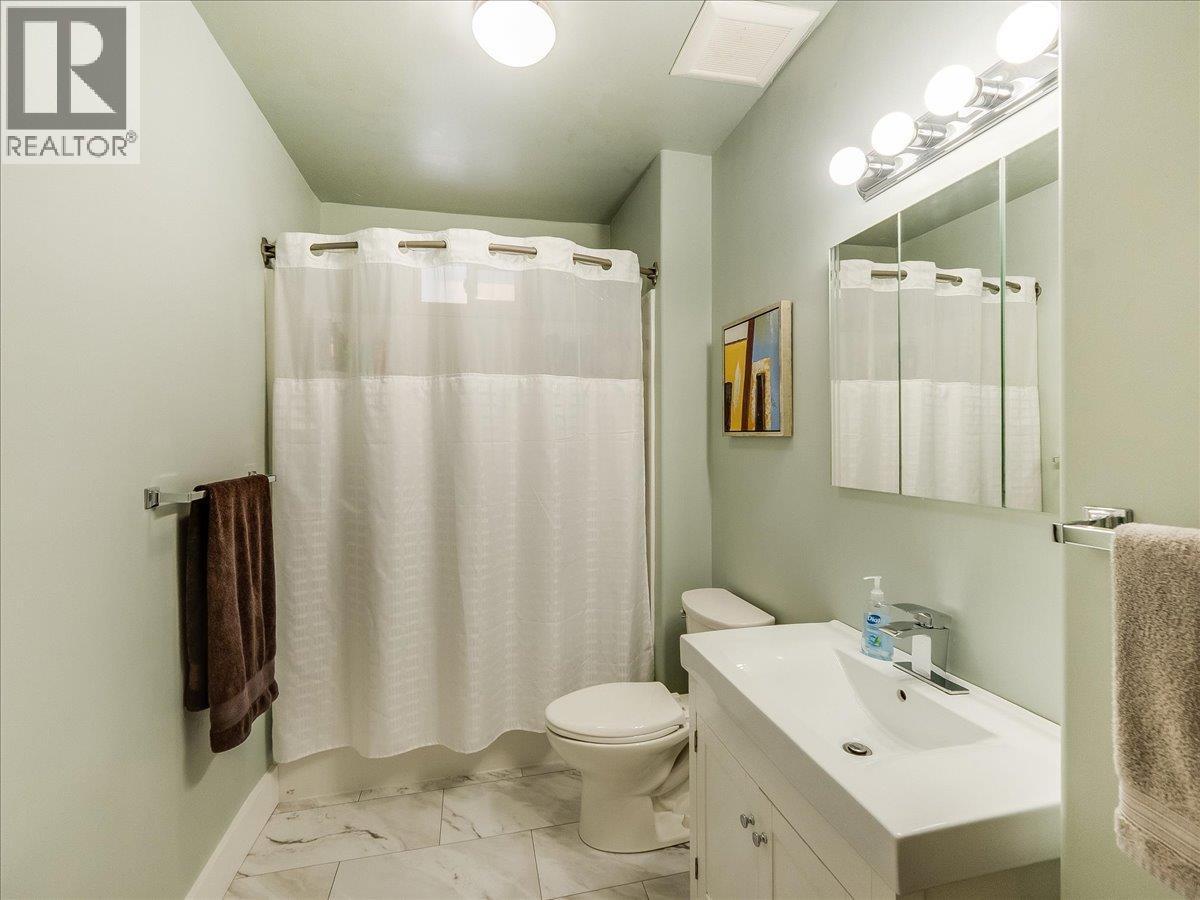 2824 9th Avenue, Castlegar, British Columbia  V1N 2Z1 - Photo 18 - 10380148