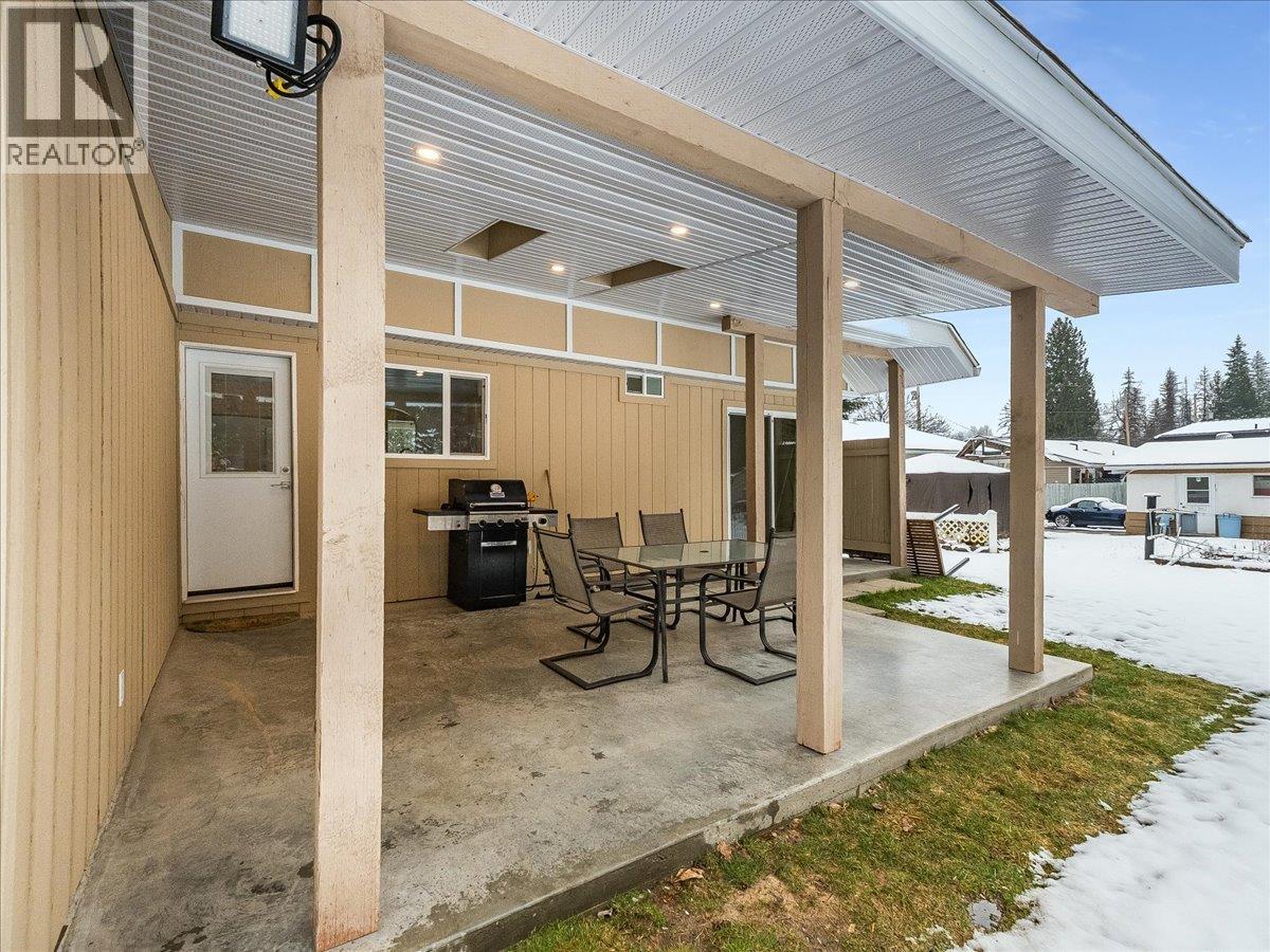 2824 9th Avenue, Castlegar, British Columbia  V1N 2Z1 - Photo 32 - 10380148