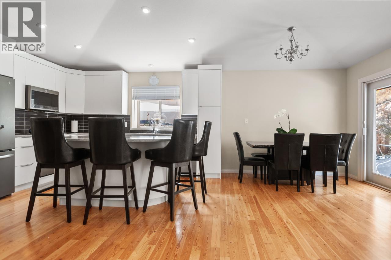 3121 Evergreen Drive, Penticton, British Columbia  V2A 9A9 - Photo 11 - 10374187