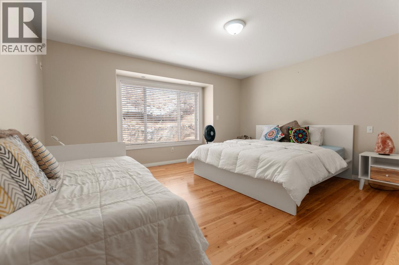 3121 Evergreen Drive, Penticton, British Columbia  V2A 9A9 - Photo 12 - 10374187