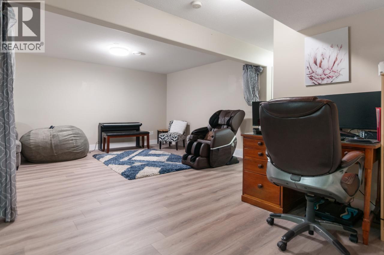 3121 Evergreen Drive, Penticton, British Columbia  V2A 9A9 - Photo 18 - 10374187