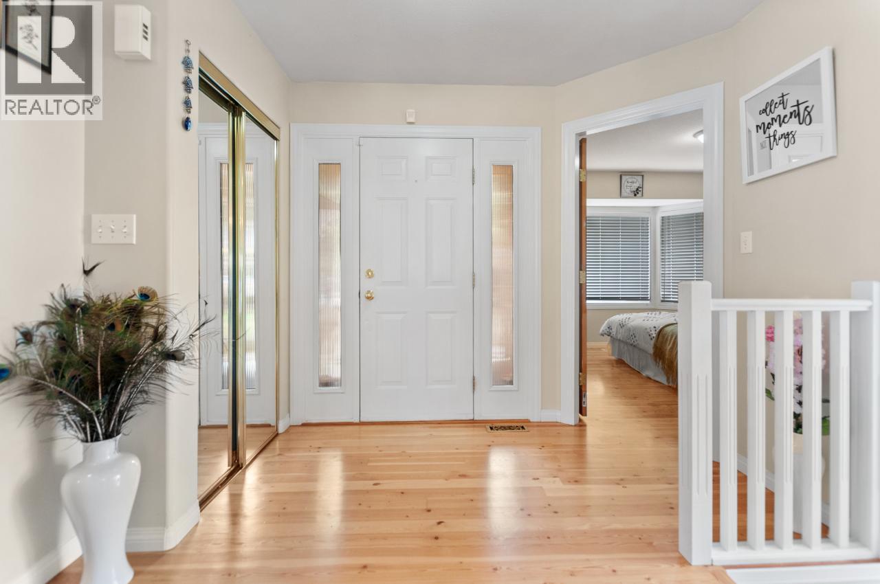 3121 Evergreen Drive, Penticton, British Columbia  V2A 9A9 - Photo 6 - 10374187