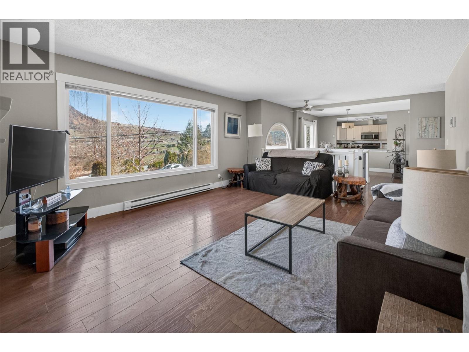 2126 Verde Vista Road, Kelowna, British Columbia  V1P 1G5 - Photo 6 - 10383130