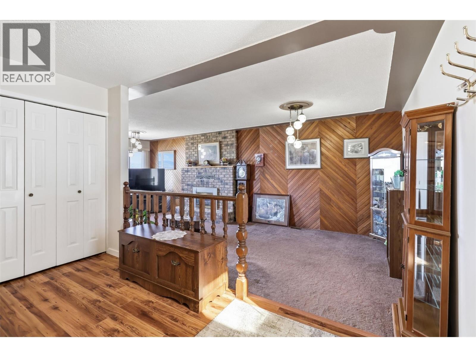 246 Robson Drive, Kamloops, British Columbia  V2E 1W1 - Photo 6 - 10383063