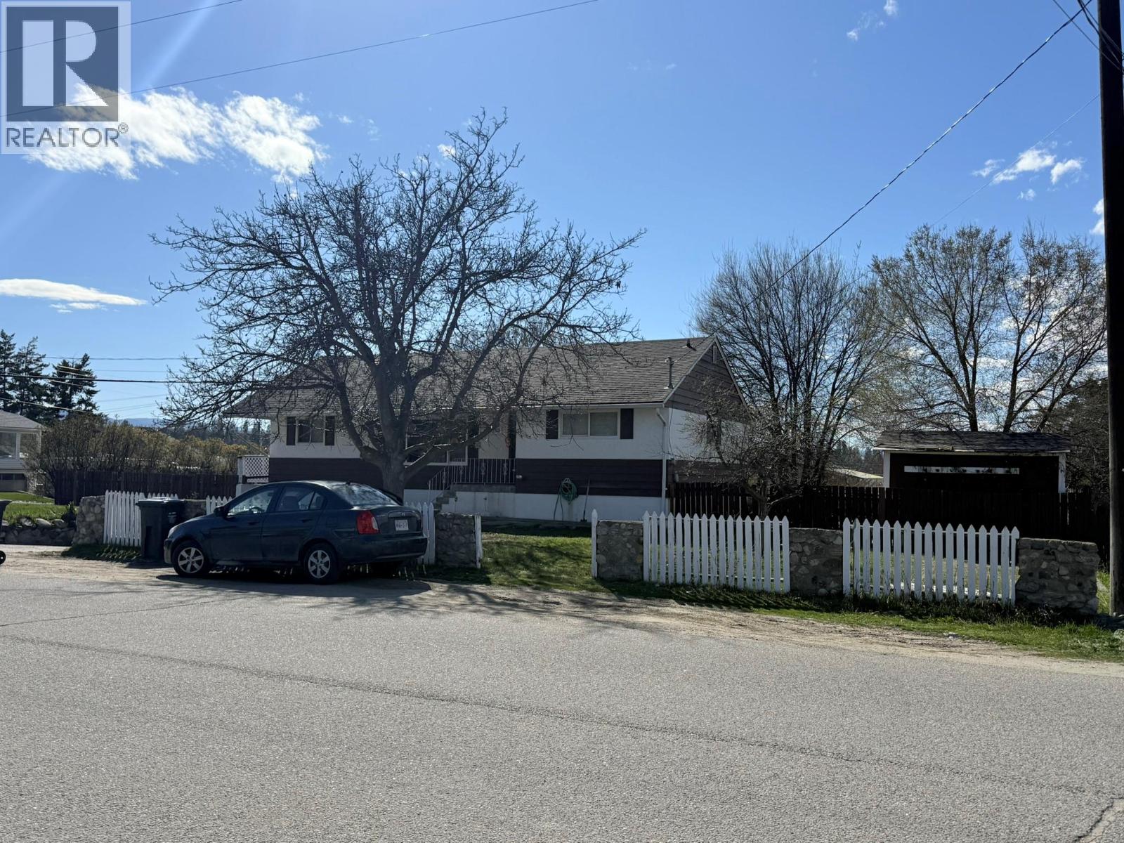 770 Cactus Road, Kelowna, British Columbia  V1X 3N9 - Photo 1 - 10382805