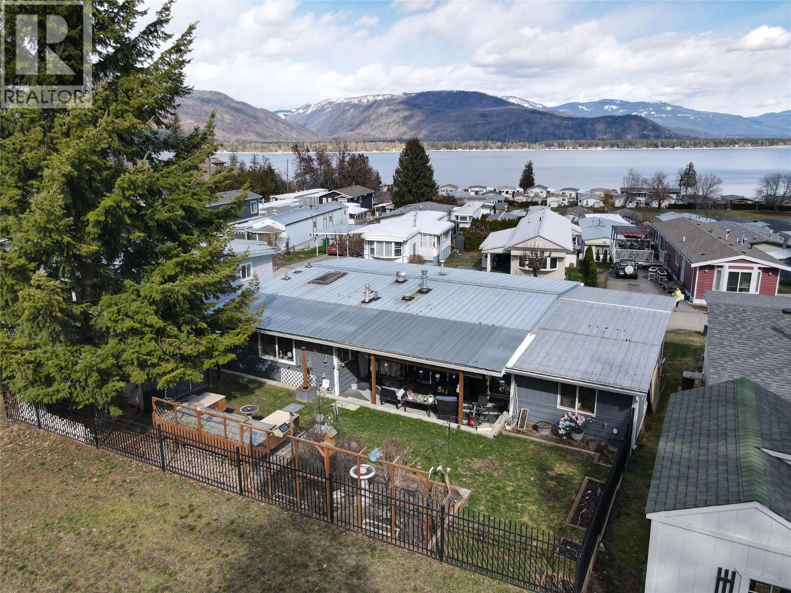 2932 Buckley Road Unit# 16, Sorrento, British Columbia  V0E 2W0 - Photo 2 - 10381930