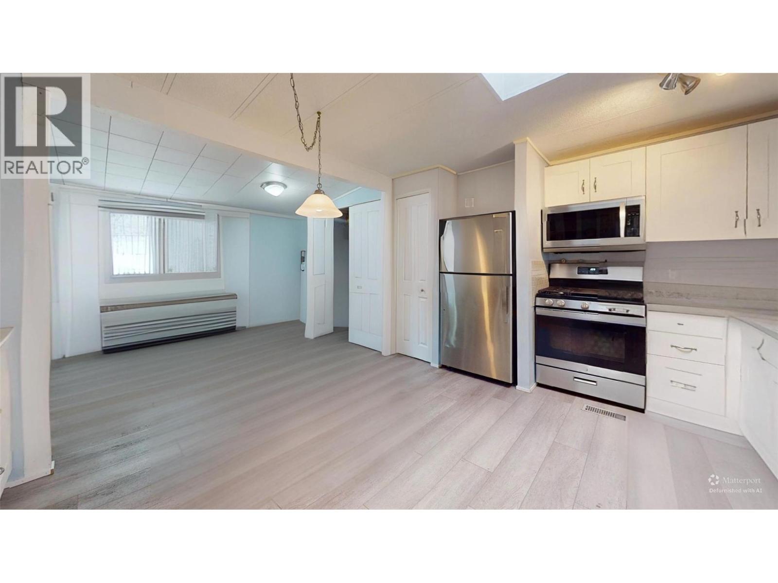 2932 Buckley Road Unit# 16, Sorrento, British Columbia  V0E 2W0 - Photo 5 - 10381930