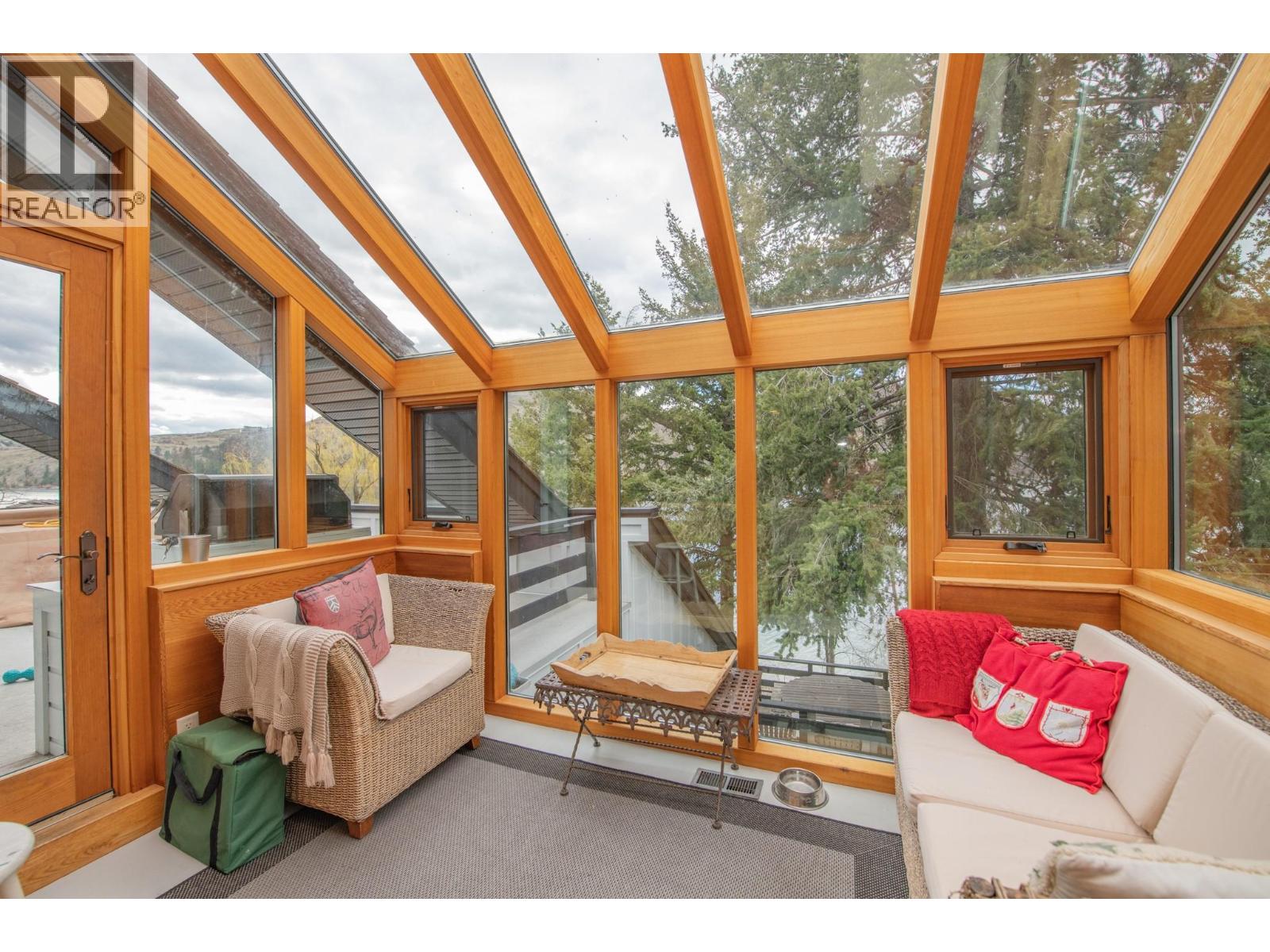 13804 Ponderosa Way, Coldstream, British Columbia  V1B 1A4 - Photo 13 - 10357157