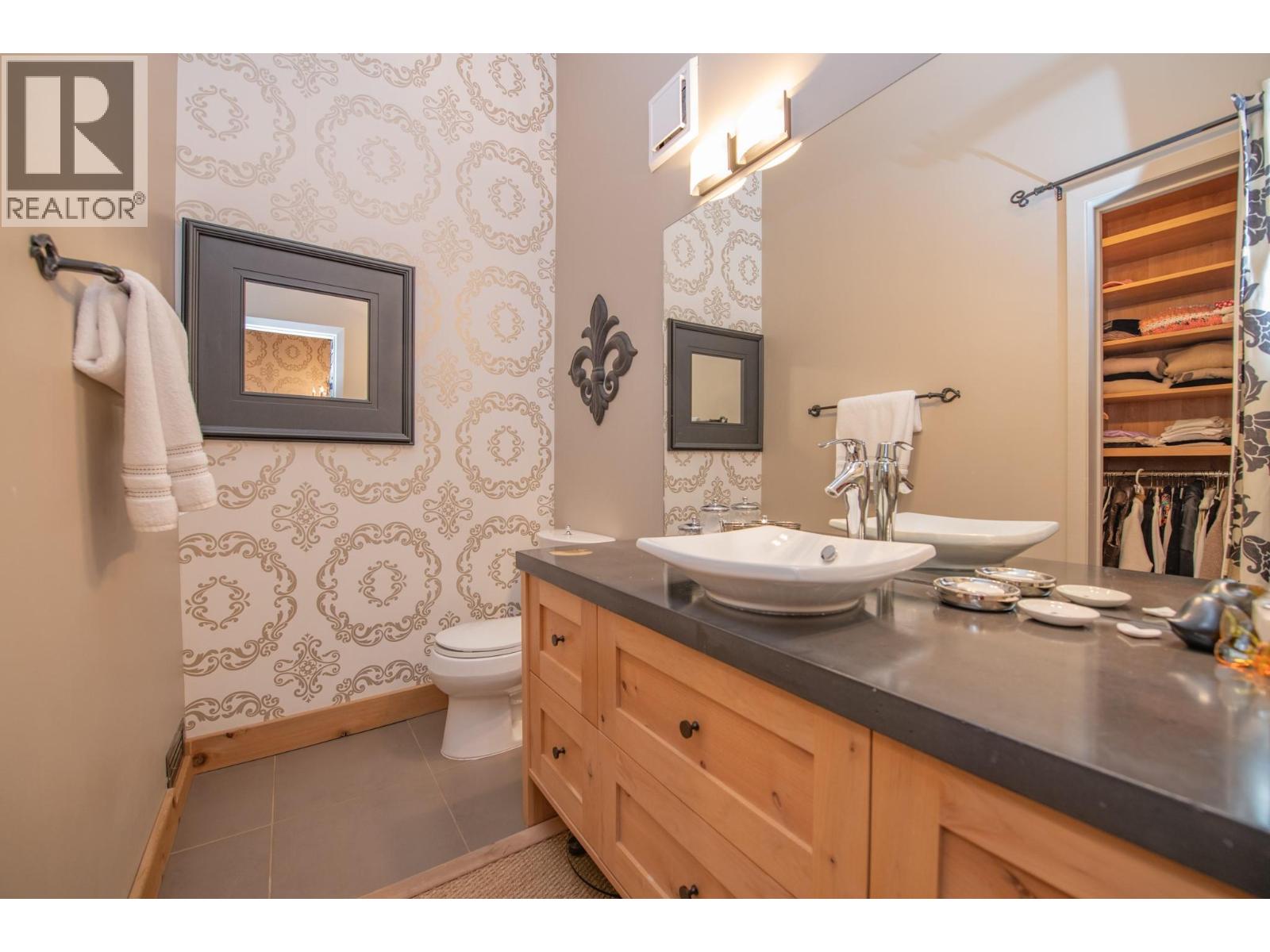 13804 Ponderosa Way, Coldstream, British Columbia  V1B 1A4 - Photo 33 - 10357157