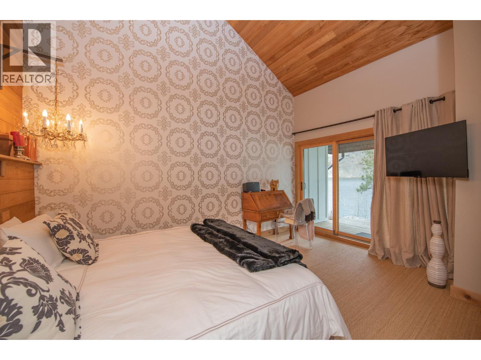 13804 Ponderosa Way, Coldstream, British Columbia  V1B 1A4 - Photo 34 - 10357157