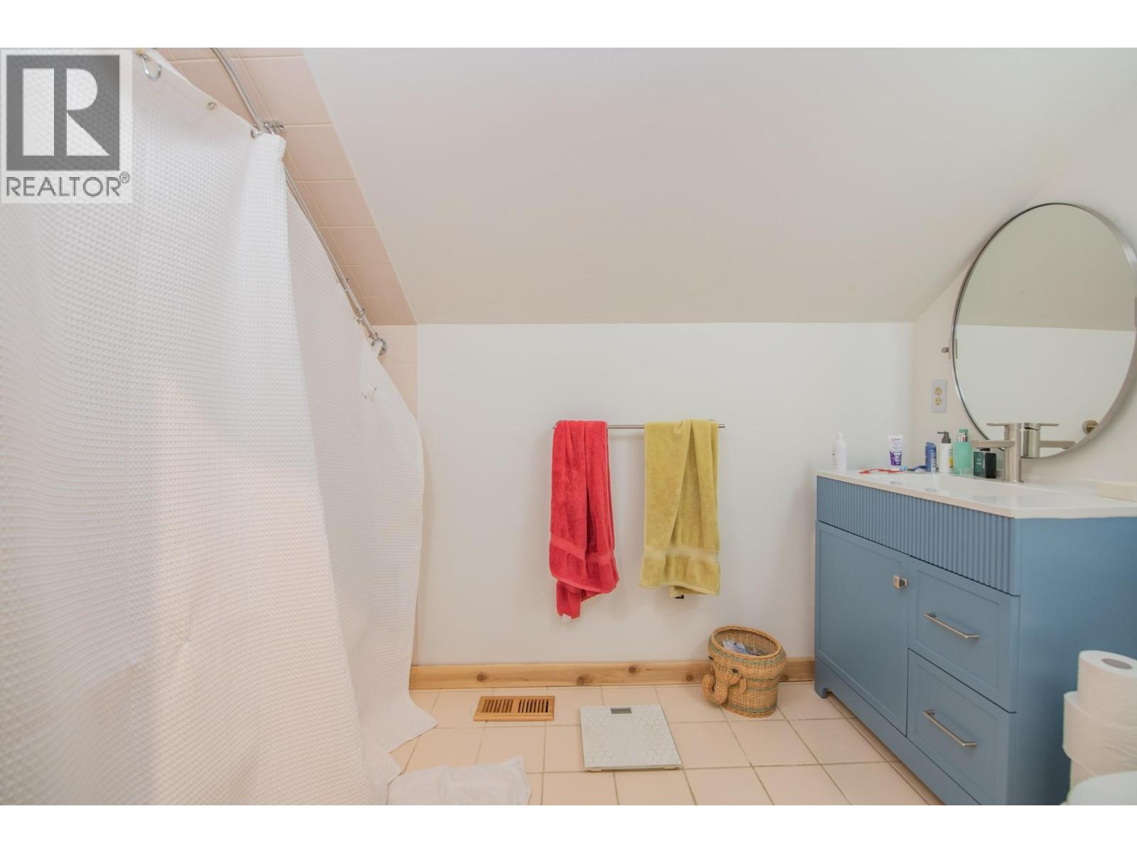 13804 Ponderosa Way, Coldstream, British Columbia  V1B 1A4 - Photo 42 - 10357157