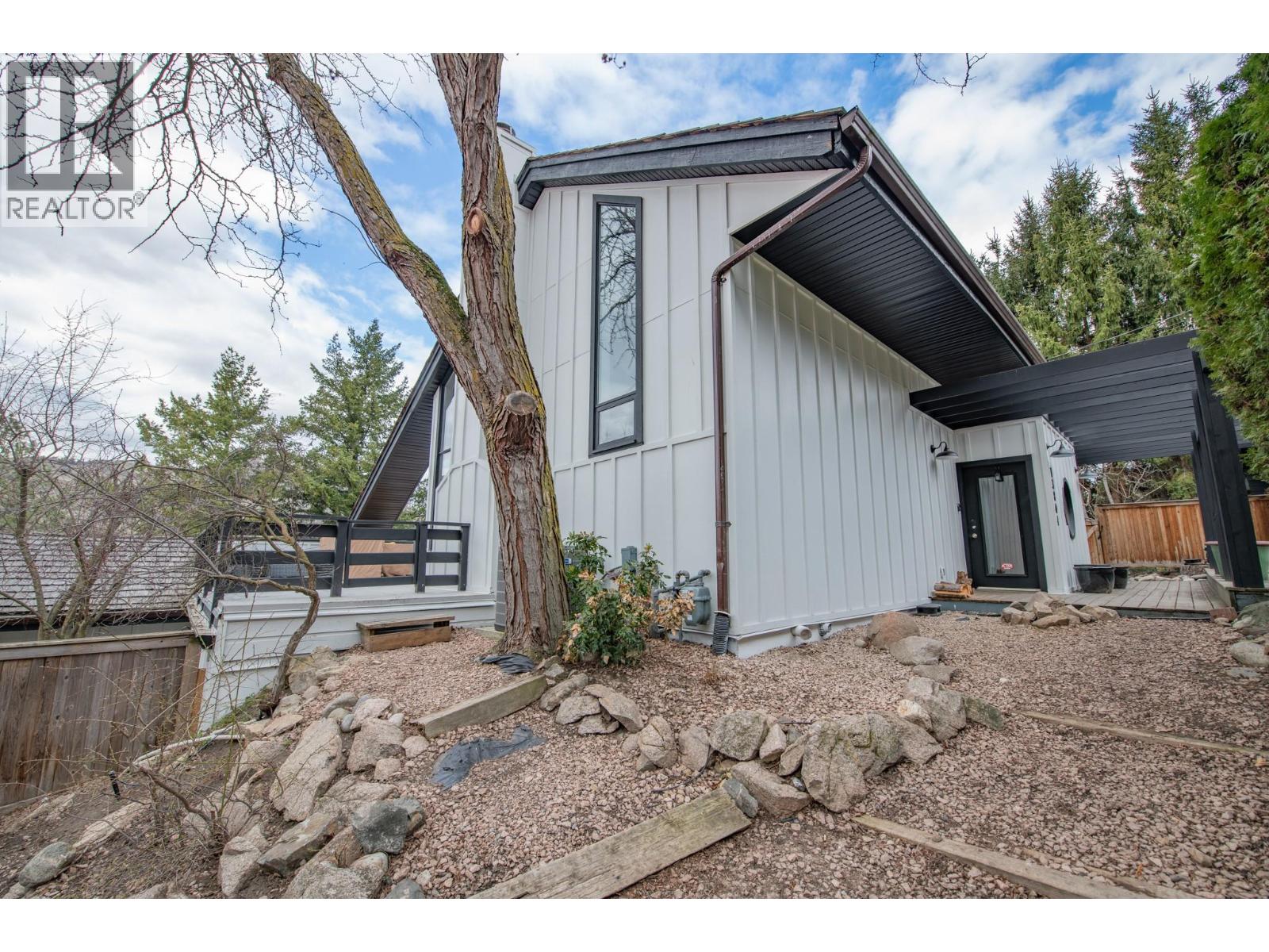 13804 Ponderosa Way, Coldstream, British Columbia  V1B 1A4 - Photo 59 - 10357157