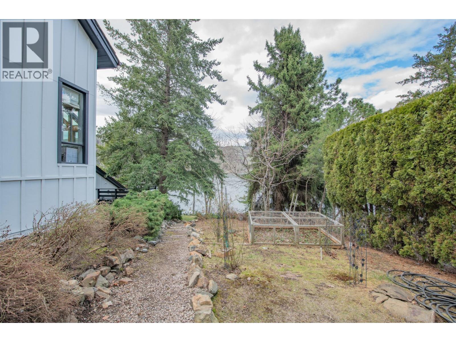 13804 Ponderosa Way, Coldstream, British Columbia  V1B 1A4 - Photo 60 - 10357157