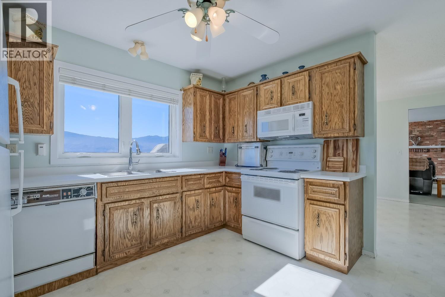 1056 Aubrey Road, West Kelowna, British Columbia  V1Z 2V9 - Photo 14 - 10382706