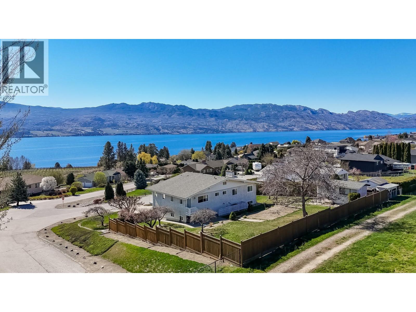 1056 Aubrey Road, West Kelowna, British Columbia  V1Z 2V9 - Photo 3 - 10382706