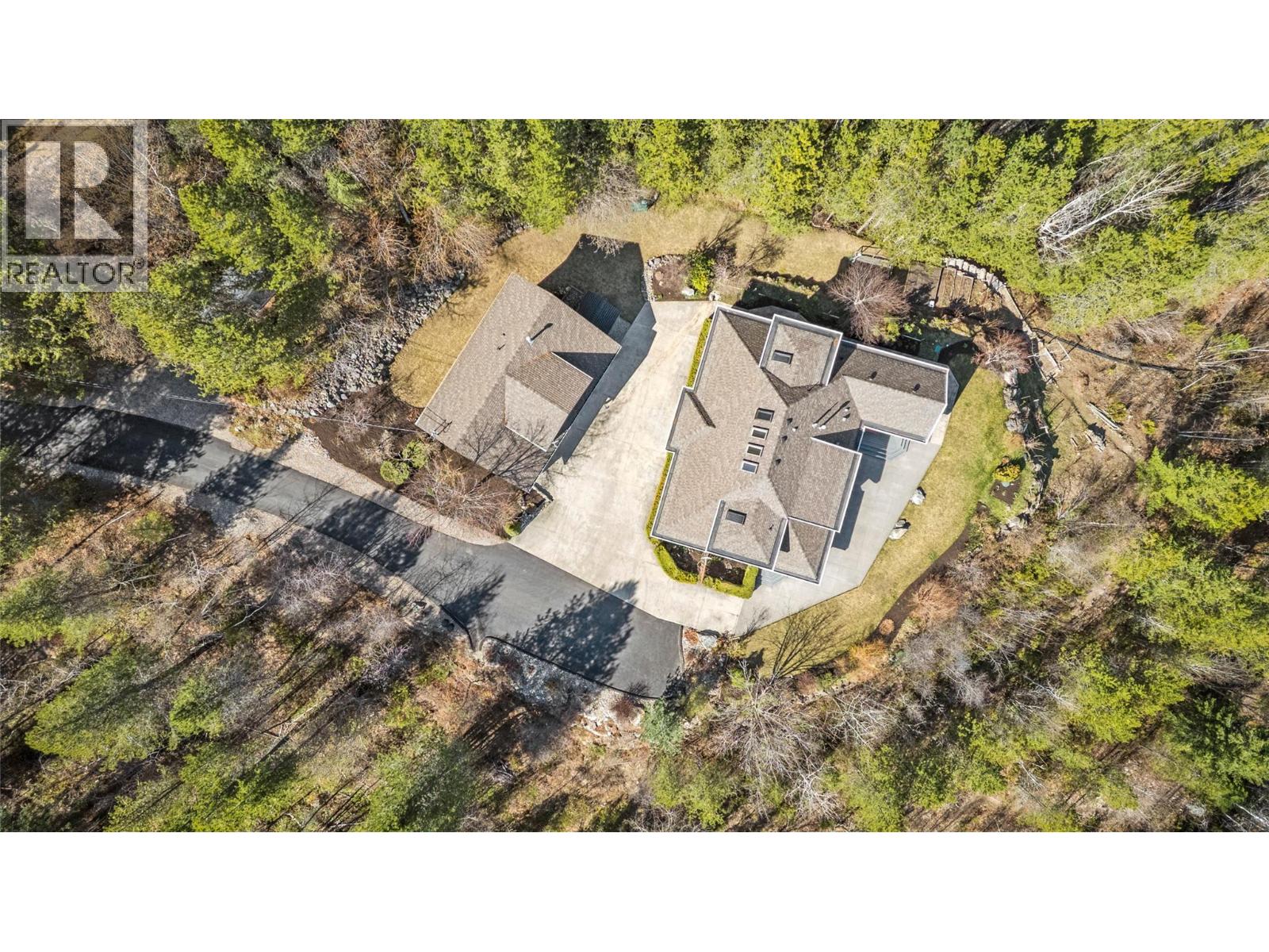 3800 60 Street Nw, Salmon Arm, British Columbia  V1E 3A8 - Photo 2 - 10382116