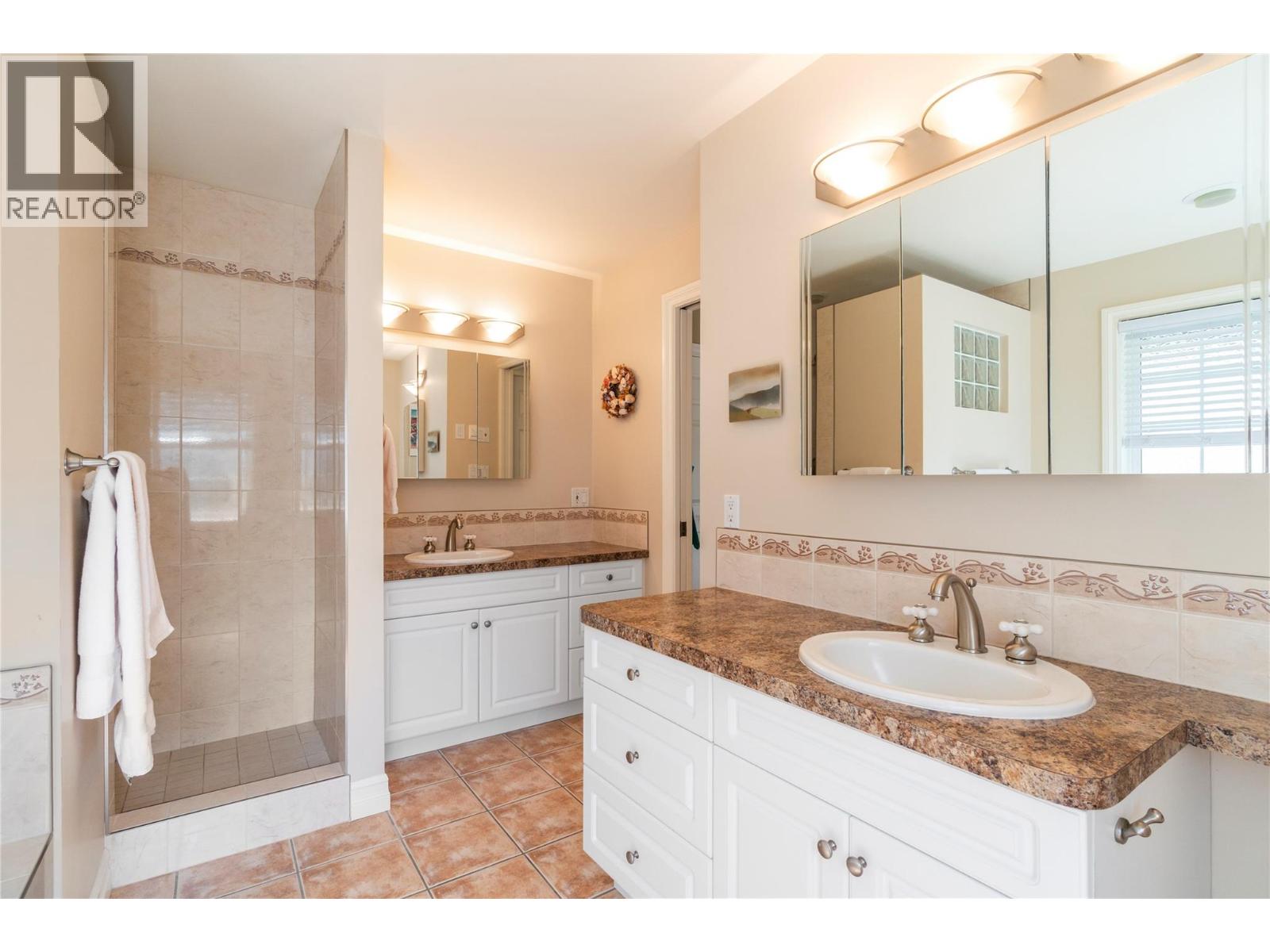 3800 60 Street Nw, Salmon Arm, British Columbia  V1E 3A8 - Photo 38 - 10382116