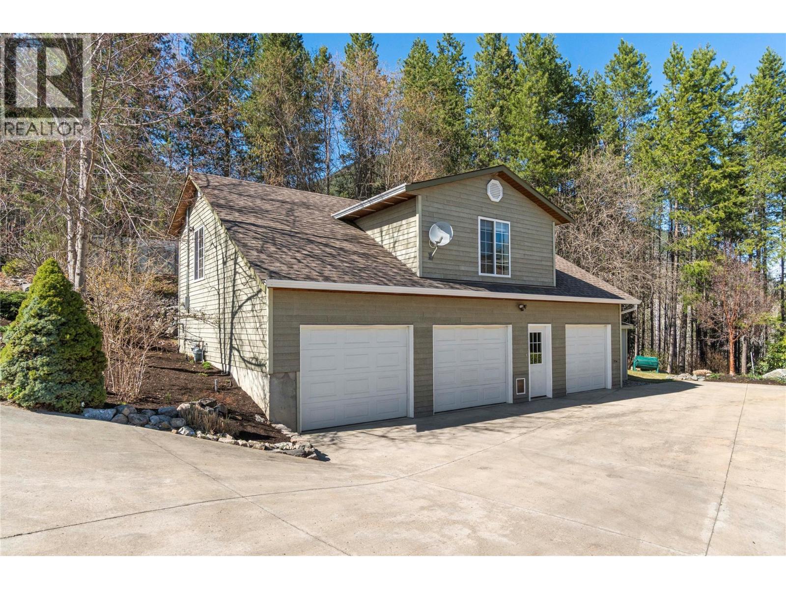 3800 60 Street Nw, Salmon Arm, British Columbia  V1E 3A8 - Photo 47 - 10382116