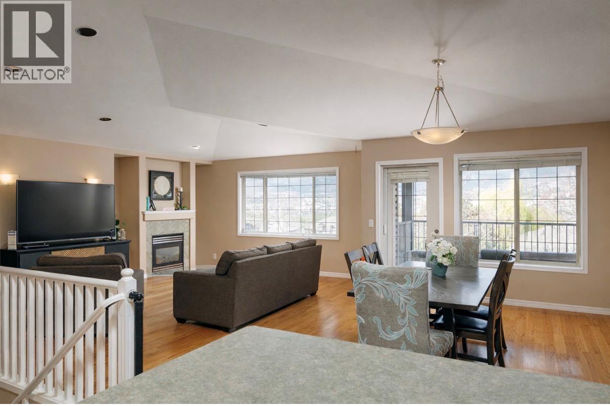 3512 Ridge Boulevard Unit# 6, West Kelowna, British Columbia  V4T 2H9 - Photo 4 - 10382733
