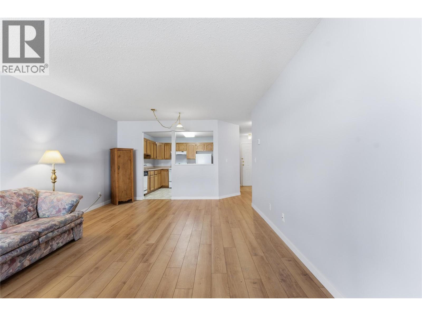 251 6 Street Se Unit# 104, Salmon Arm, British Columbia  V1E 1J9 - Photo 10 - 10382572