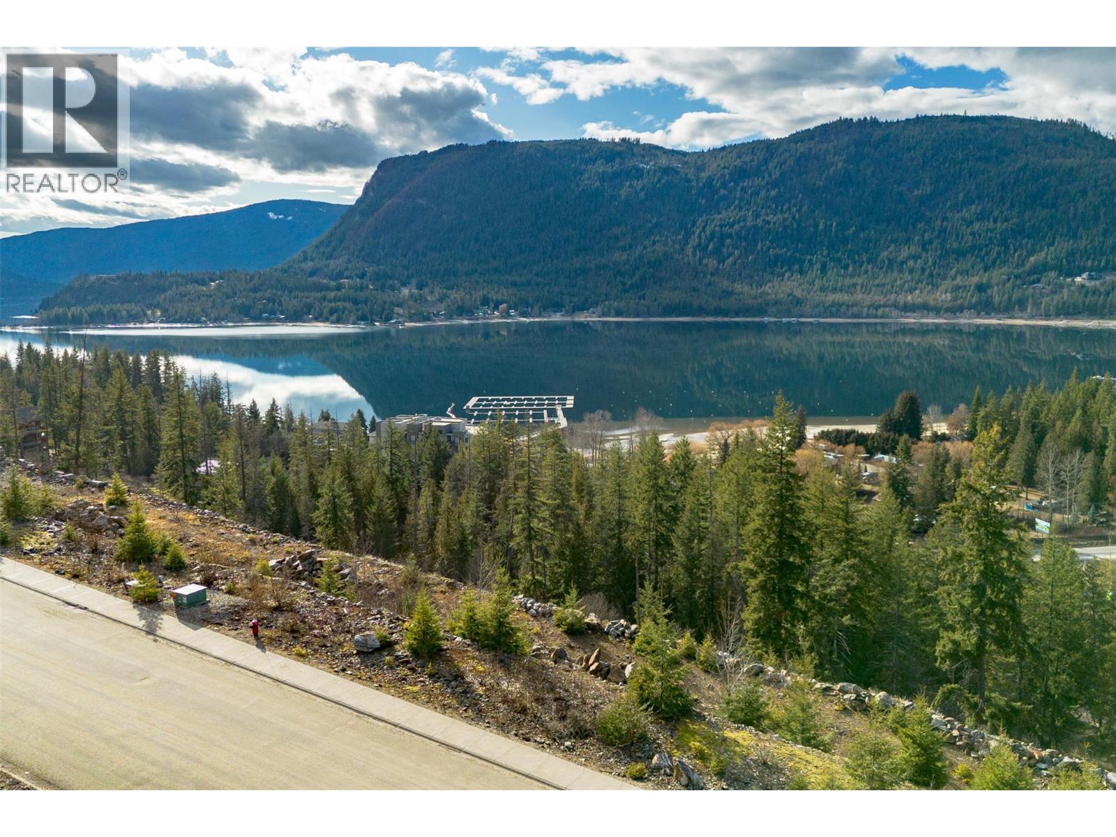 287 Bayview Drive, Sicamous, British Columbia  V0E 2V1 - Photo 18 - 10376876