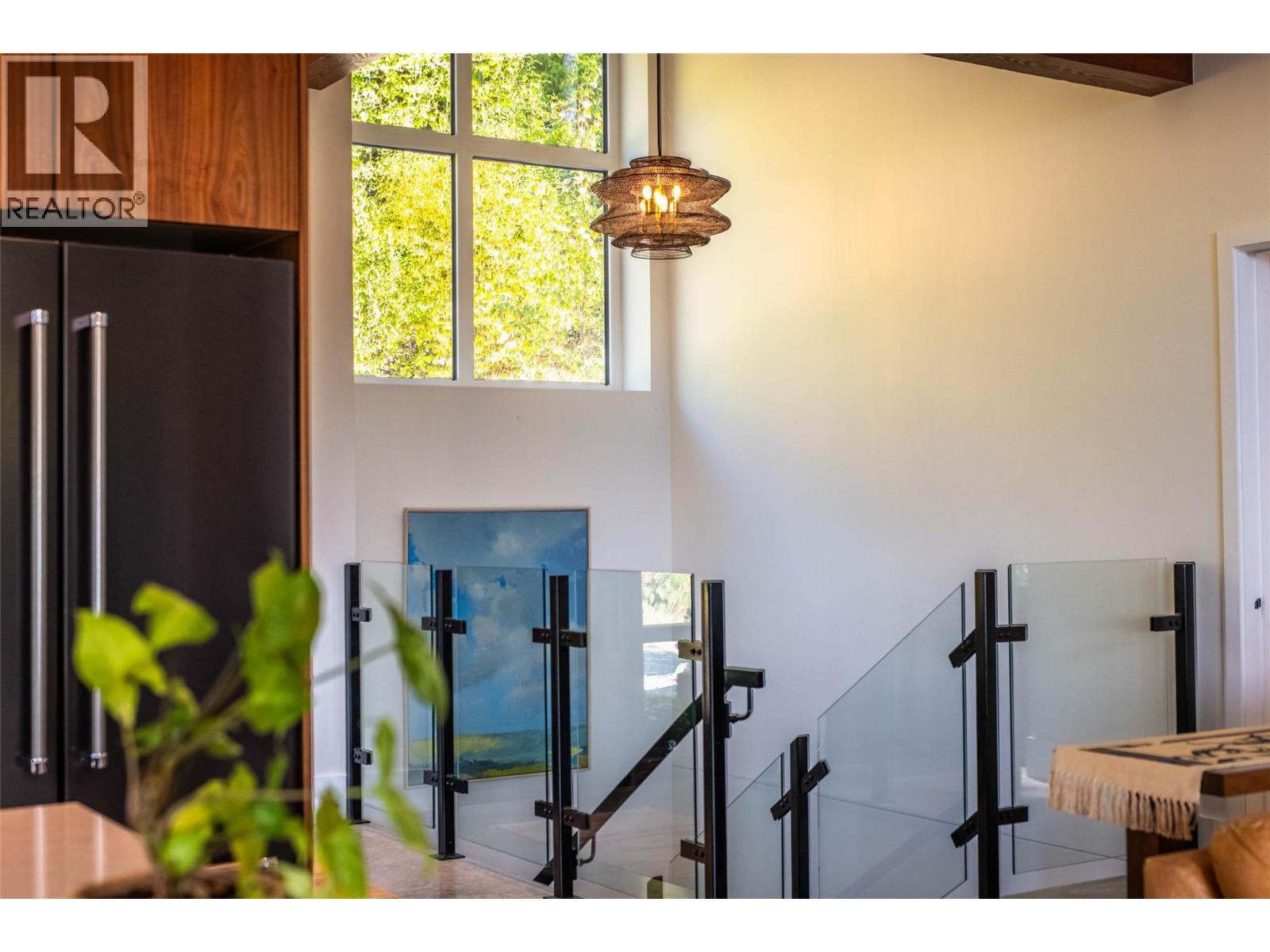 1409 Ash Street, Nelson, British Columbia  V1L 2J3 - Photo 11 - 10383118