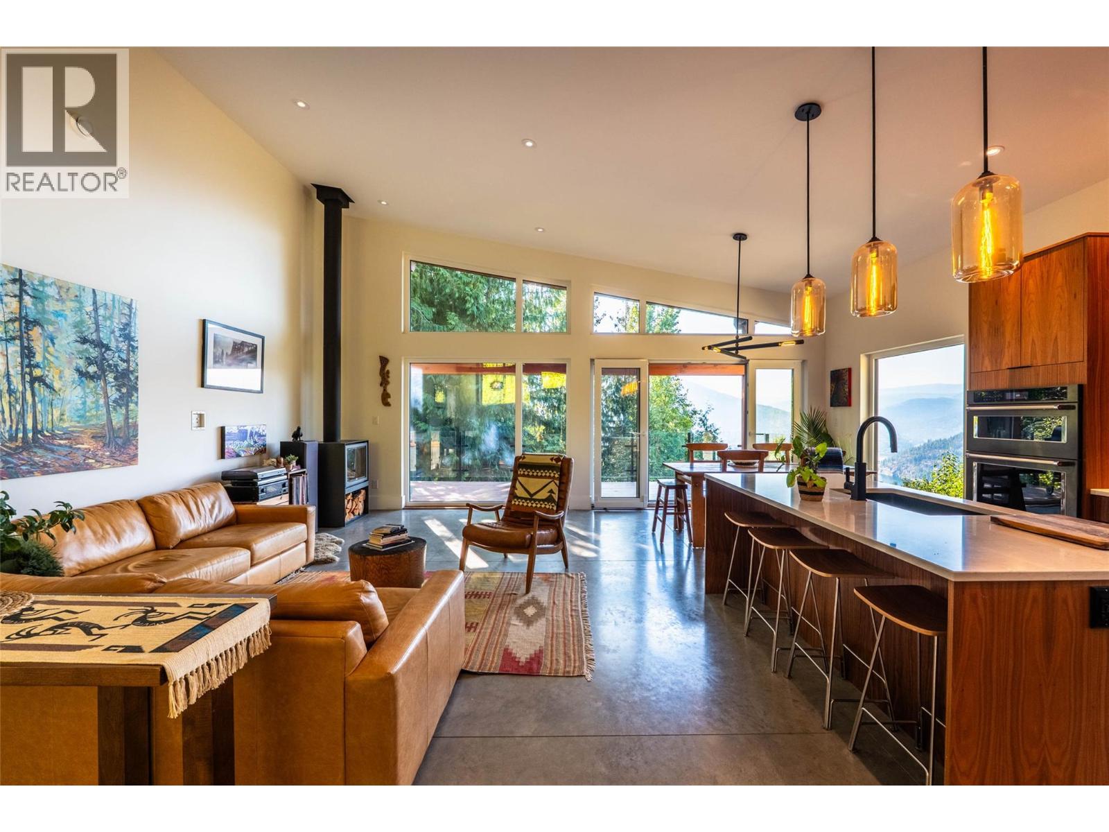 1409 Ash Street, Nelson, British Columbia  V1L 2J3 - Photo 14 - 10383118