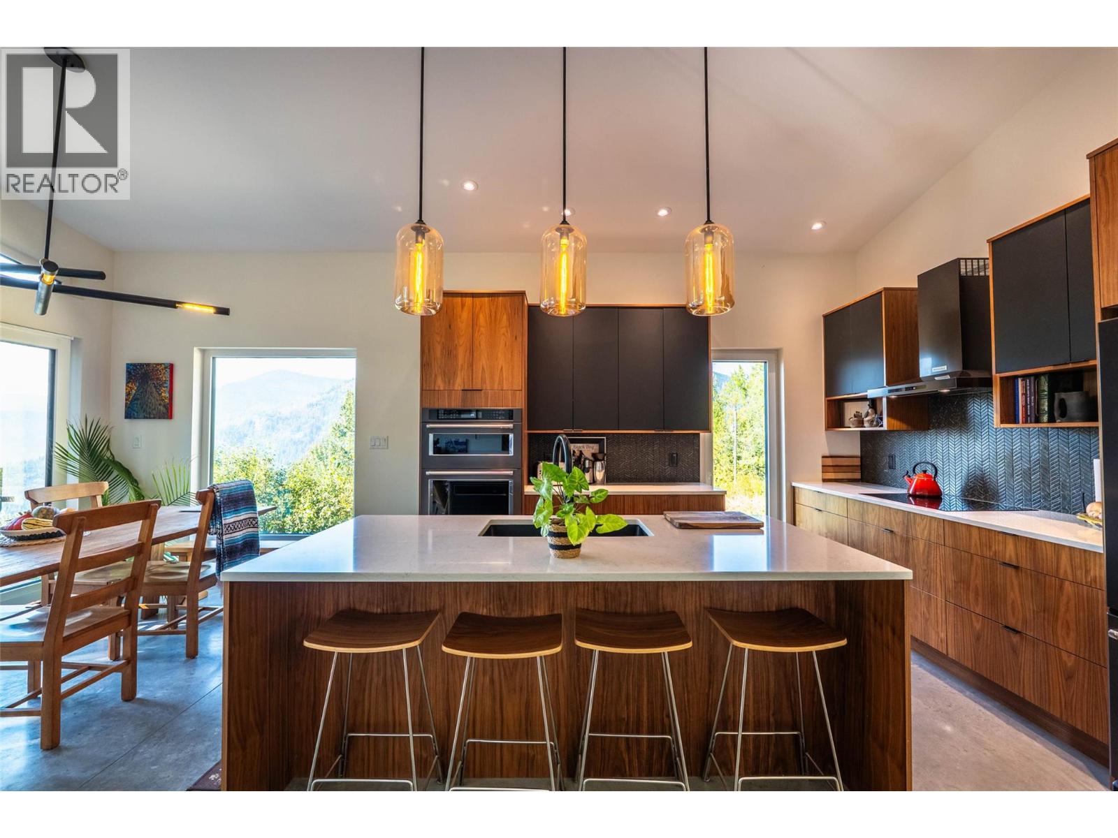 1409 Ash Street, Nelson, British Columbia  V1L 2J3 - Photo 15 - 10383118